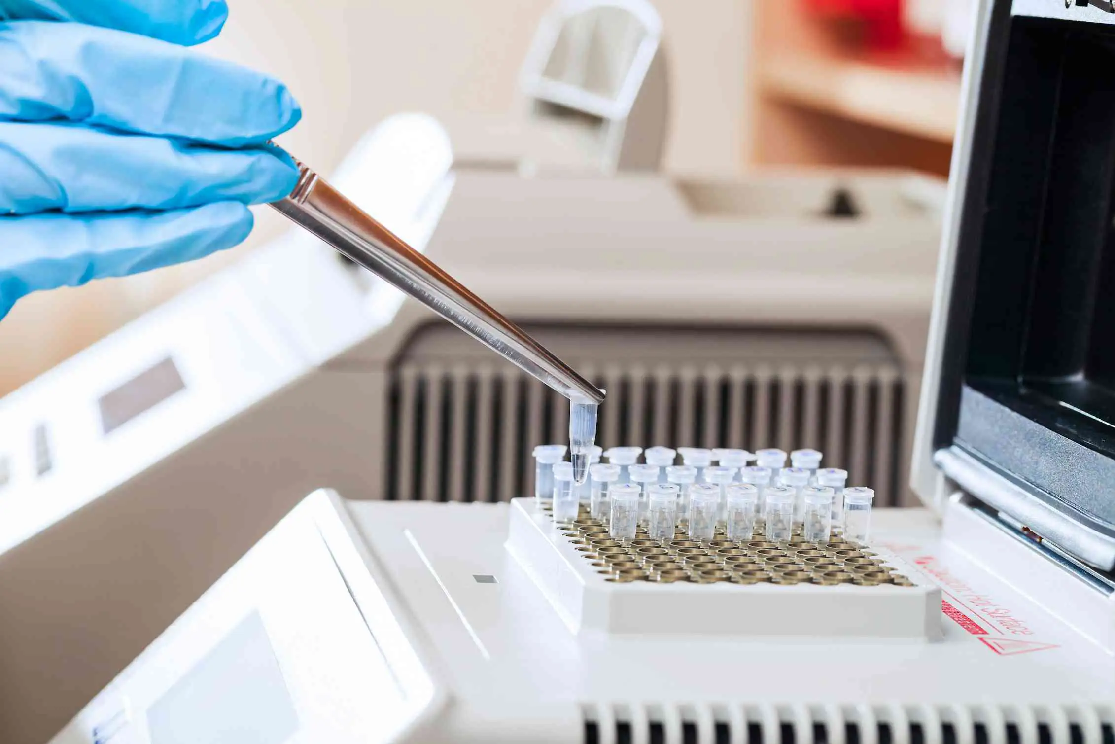 آزمایشگاه های تست pcr در تهران